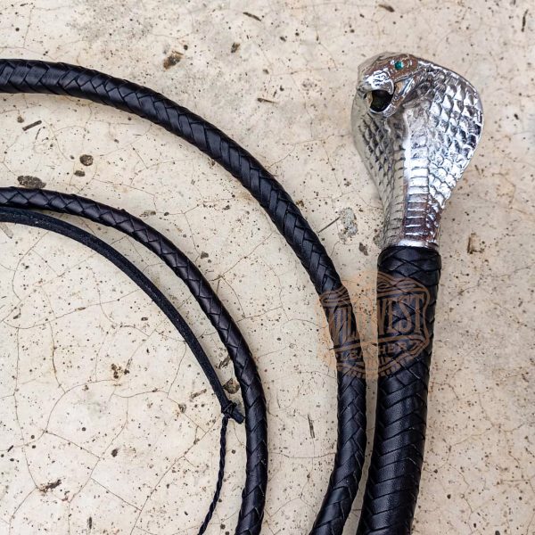 Pommeled Cobra Handle
